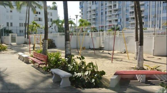 2Br Gem Ocean Front Building Isla Verde Beach Σαν Χουάν Εξωτερικό φωτογραφία